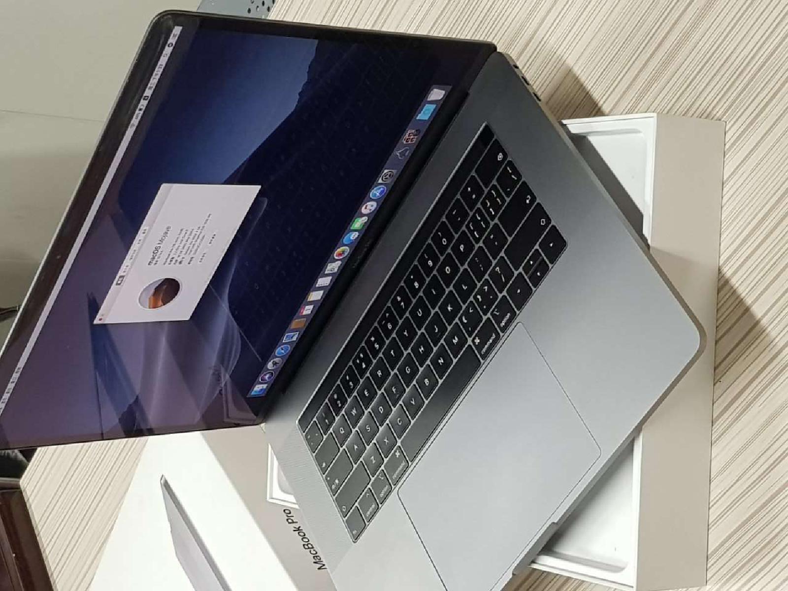 苹果macbookpor15寸2018款顶配