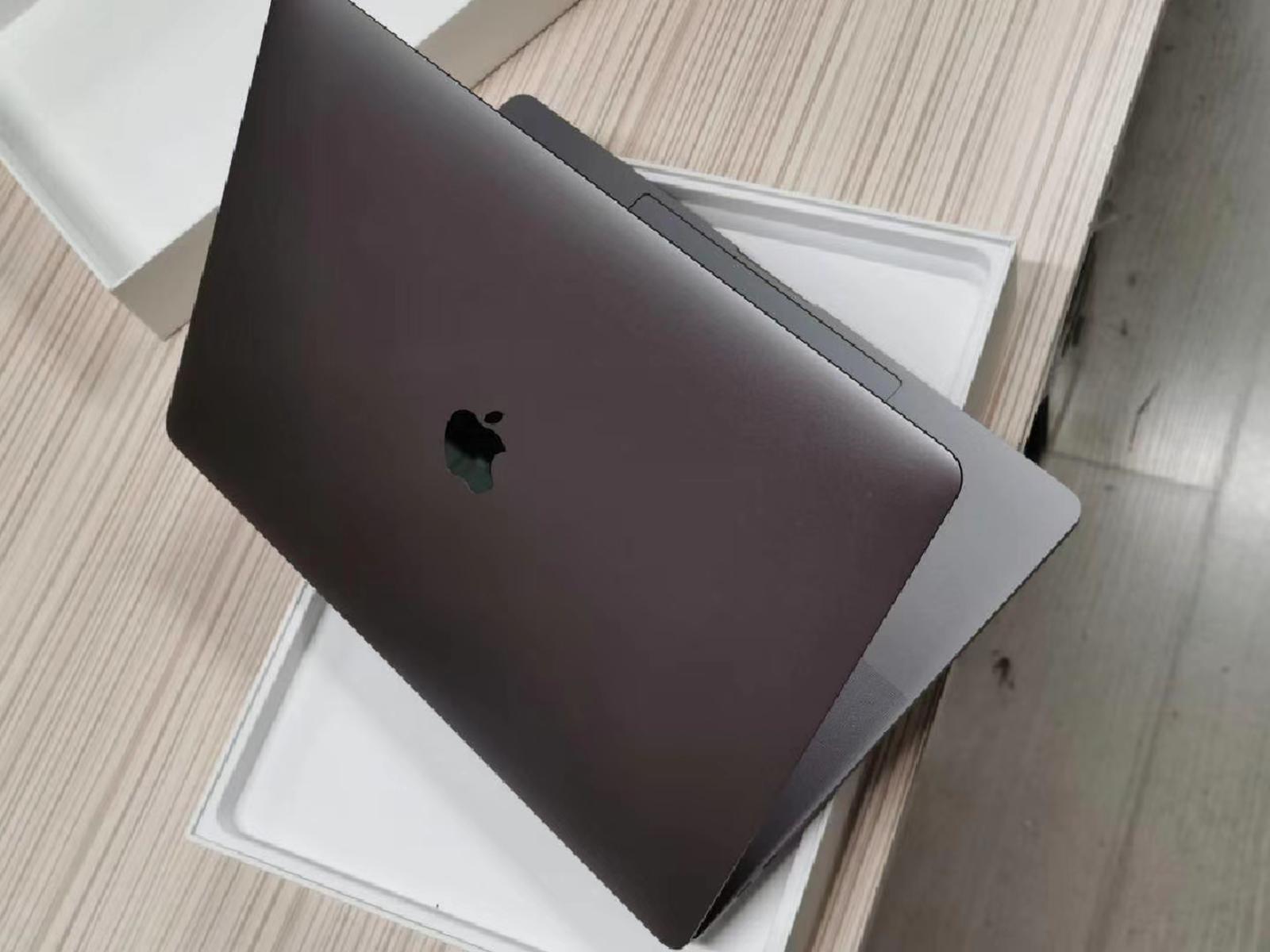 2018款顶配15寸macbookpro