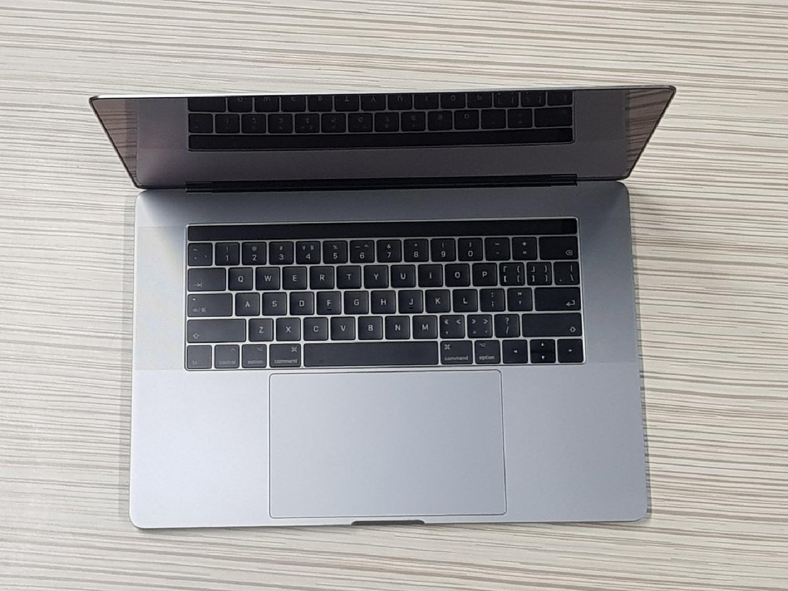 新到苹果2017款macbookpro